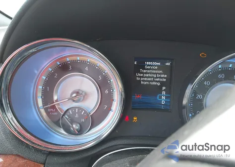 2012 Chrysler 300 z USA, uszkodzony, nr VIN 2C3CCAAG9CH261556